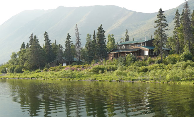 Bearclaw lodge in Alaska - A premier fly fishing location